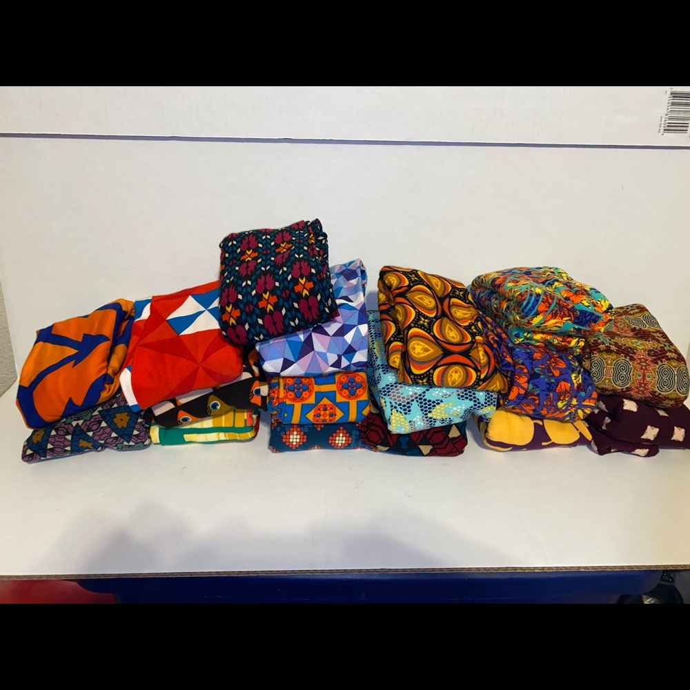 Lot of 17 TC Lularoe leggings